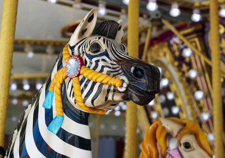 Zebra-Statur auf einem Carousel